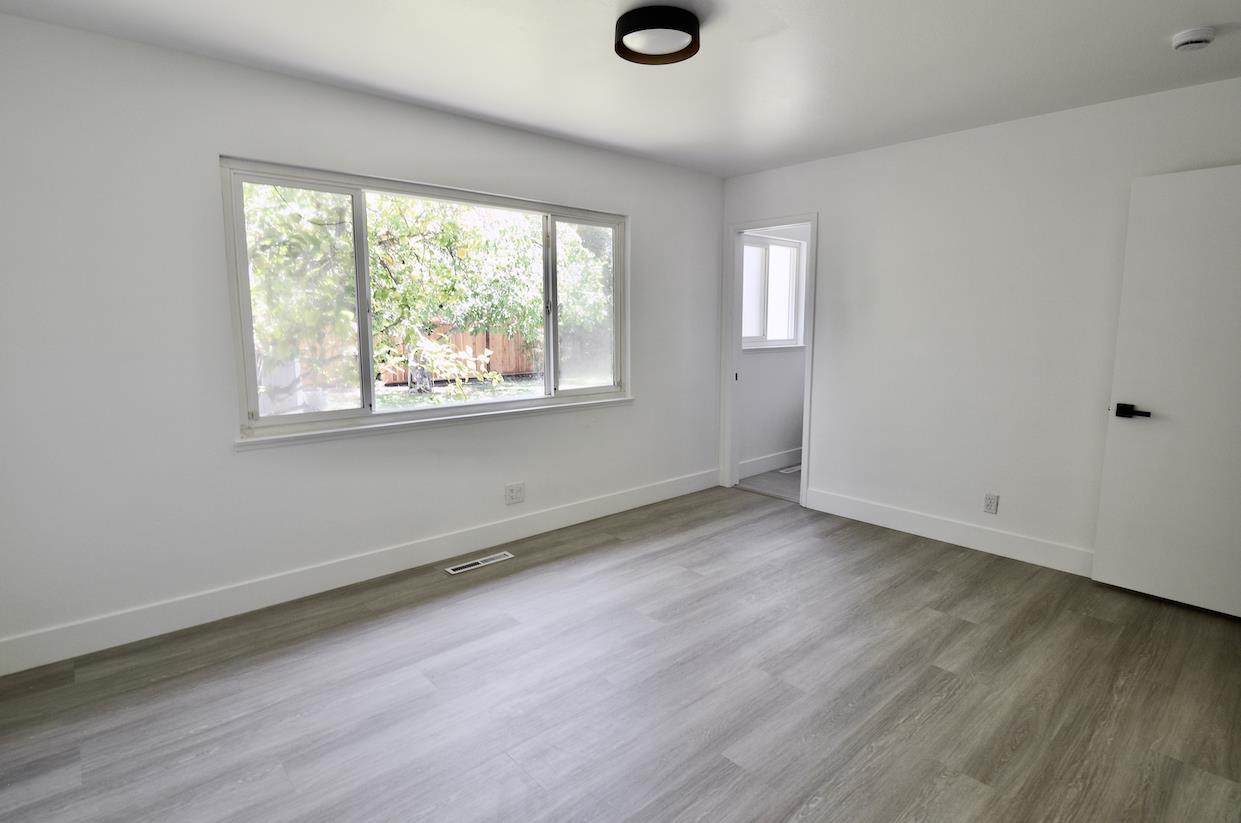 Detail Gallery Image 9 of 18 For 467 Luther Dr, Santa Clara,  CA 95051 - 3 Beds | 2 Baths