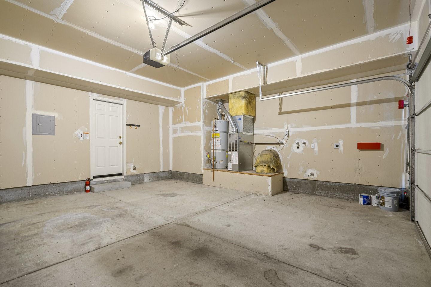 Detail Gallery Image 40 of 51 For 87 Chester Cir, Los Altos,  CA 94022 - 3 Beds | 2/1 Baths