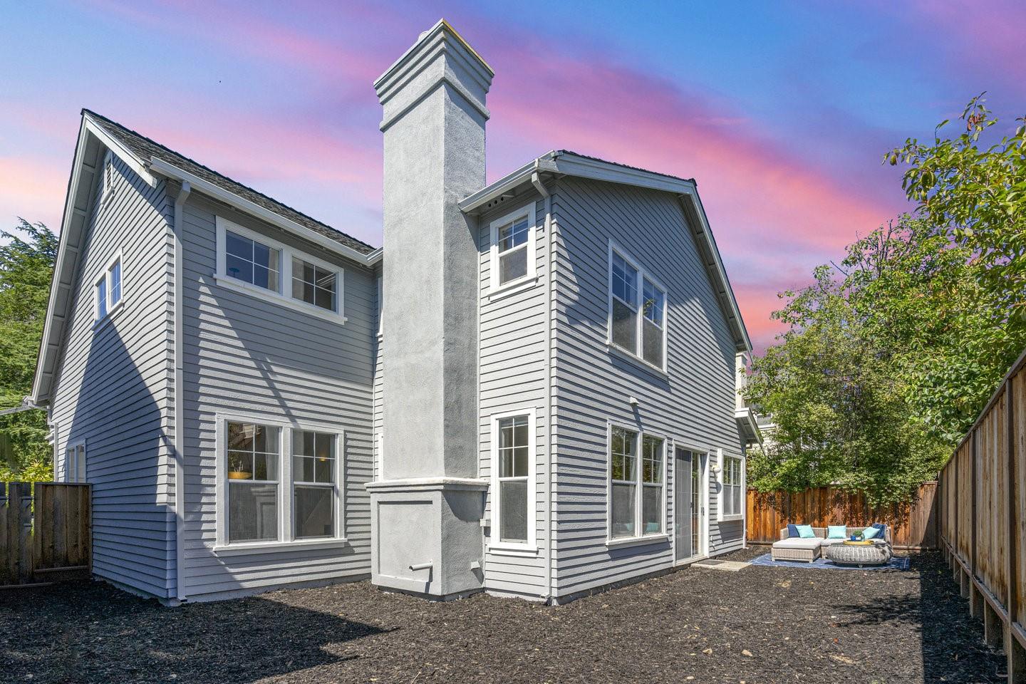 Detail Gallery Image 41 of 51 For 87 Chester Cir, Los Altos,  CA 94022 - 3 Beds | 2/1 Baths