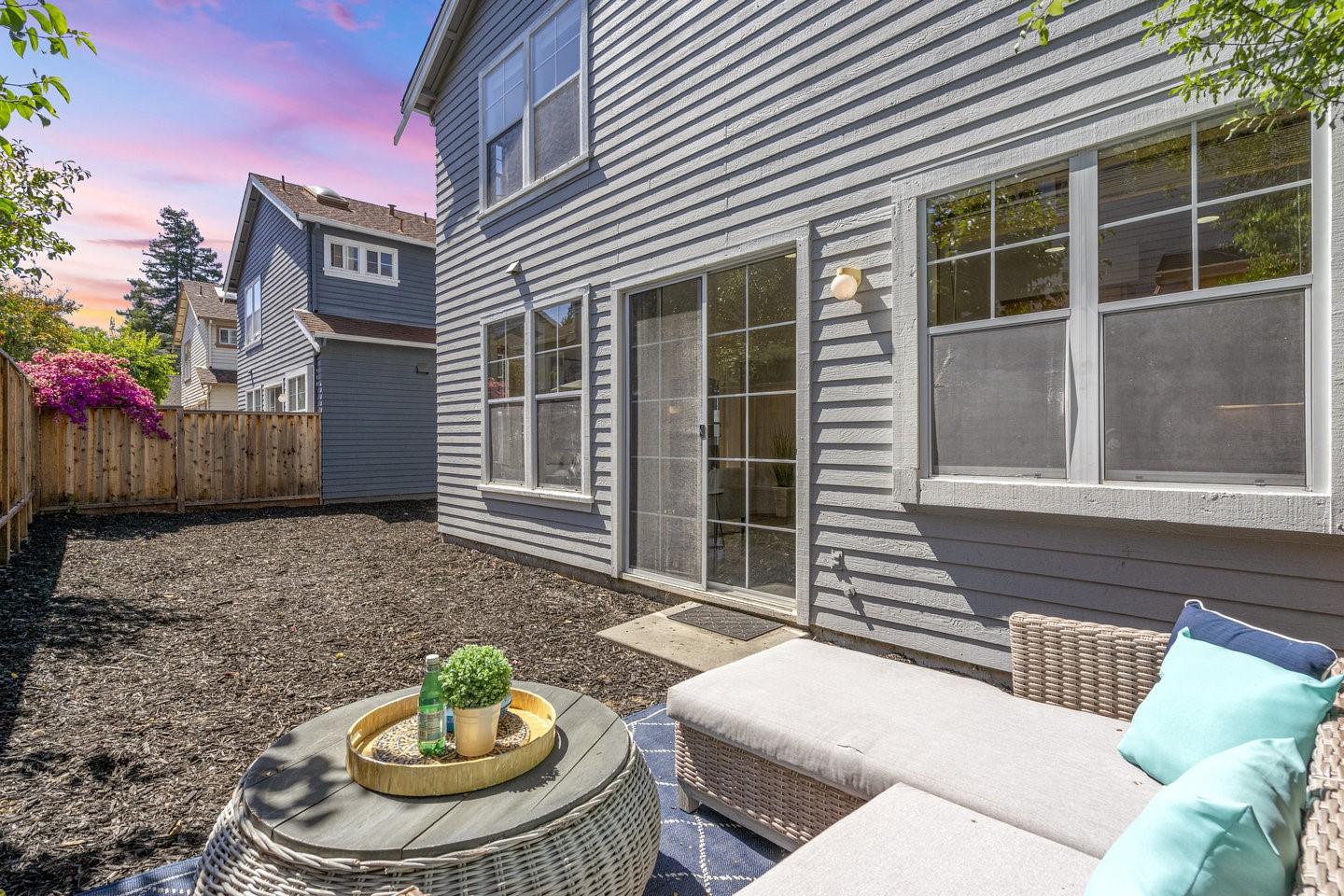 Detail Gallery Image 51 of 51 For 87 Chester Cir, Los Altos,  CA 94022 - 3 Beds | 2/1 Baths