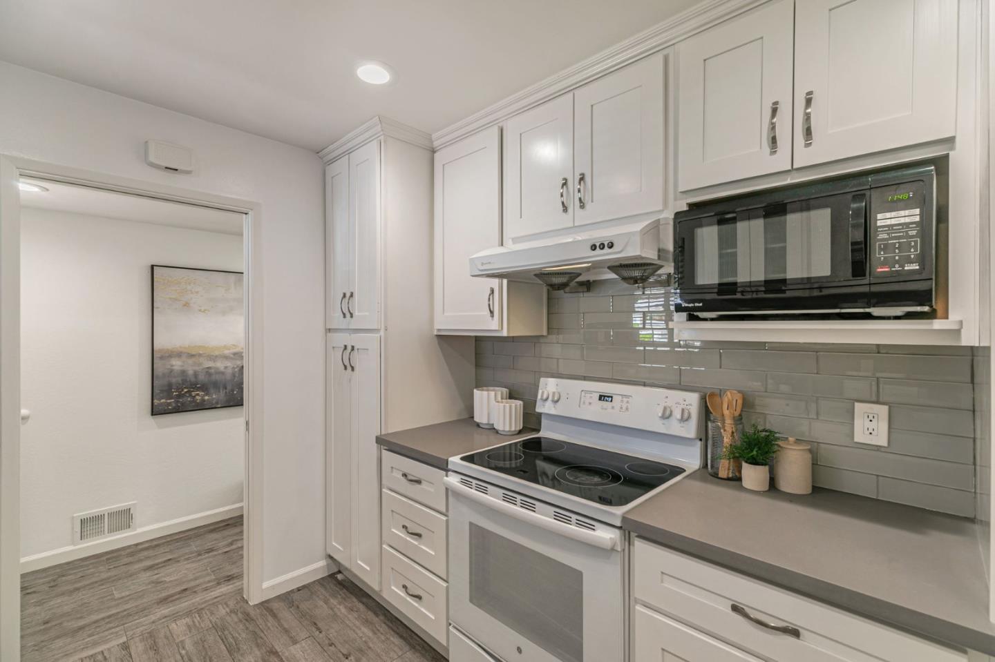 Detail Gallery Image 18 of 42 For 1650 Nord Ln, San Jose,  CA 95125 - 4 Beds | 2/1 Baths