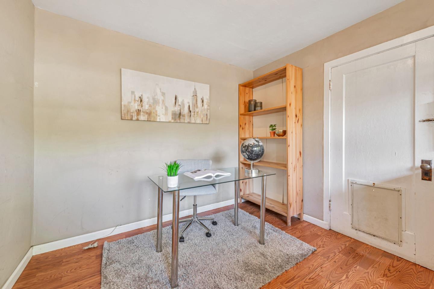 Detail Gallery Image 12 of 26 For 1015 Valota Rd, Redwood City,  CA 94061 - 2 Beds | 1 Baths