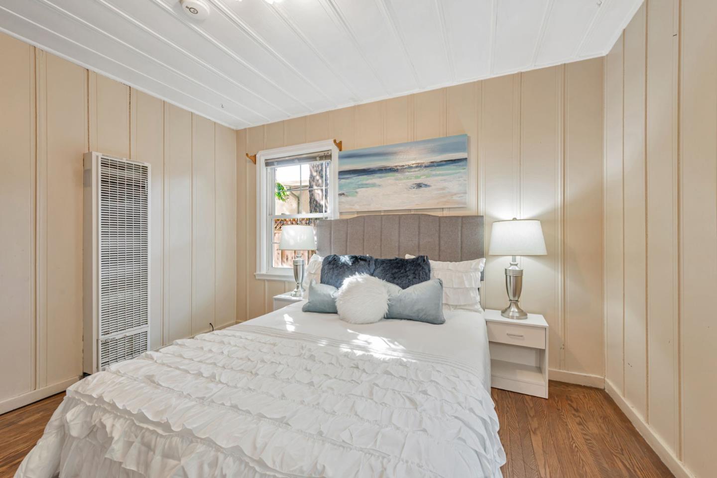 Detail Gallery Image 18 of 26 For 1015 Valota Rd, Redwood City,  CA 94061 - 2 Beds | 1 Baths