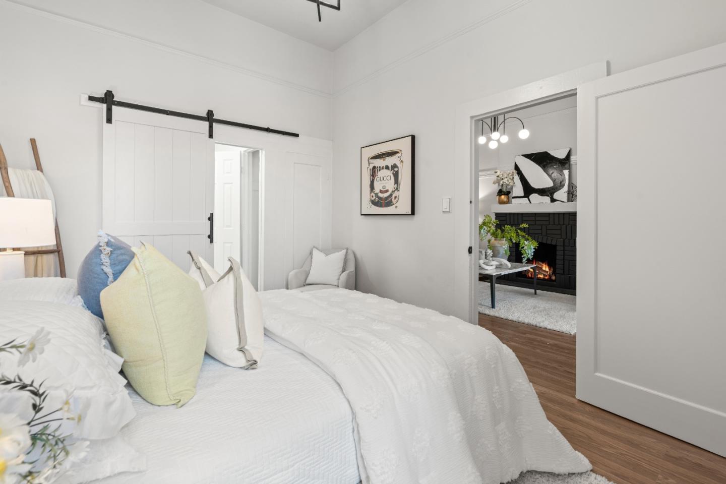 Detail Gallery Image 25 of 64 For 1338 York St, San Francisco,  CA 94110 - 3 Beds | 1 Baths