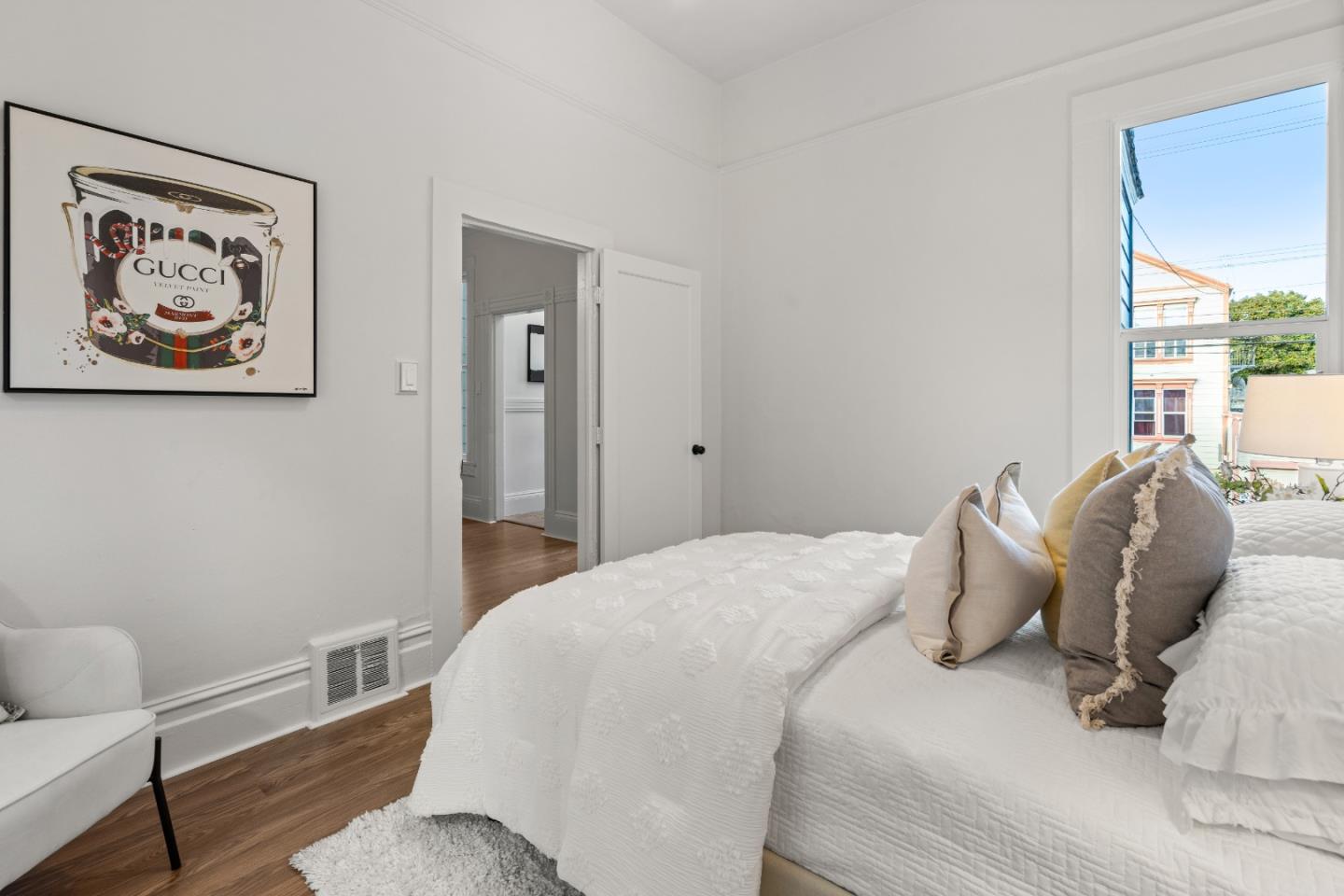 Detail Gallery Image 26 of 64 For 1338 York St, San Francisco,  CA 94110 - 3 Beds | 1 Baths