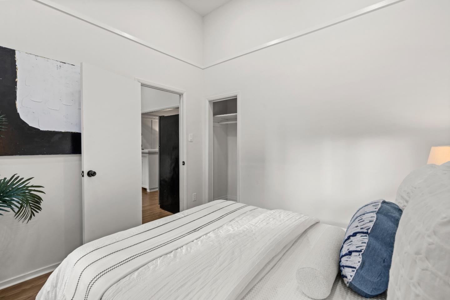 Detail Gallery Image 31 of 64 For 1338 York St, San Francisco,  CA 94110 - 3 Beds | 1 Baths