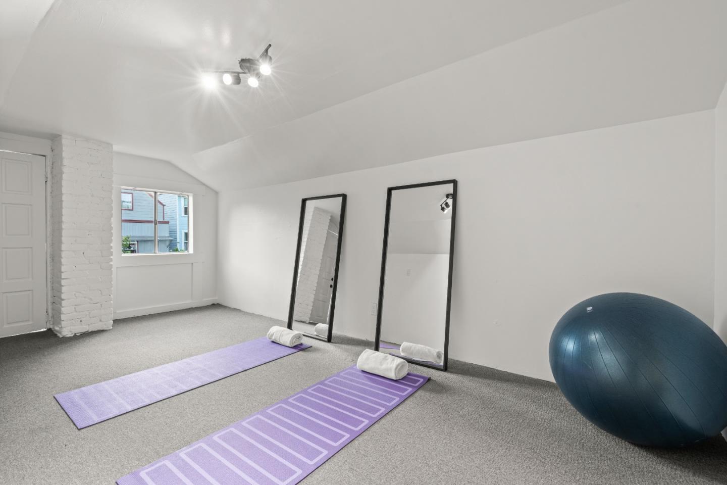 Detail Gallery Image 36 of 64 For 1338 York St, San Francisco,  CA 94110 - 3 Beds | 1 Baths