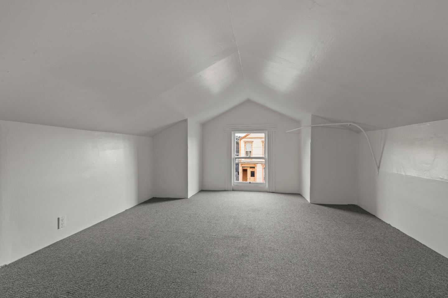 Detail Gallery Image 39 of 64 For 1338 York St, San Francisco,  CA 94110 - 3 Beds | 1 Baths