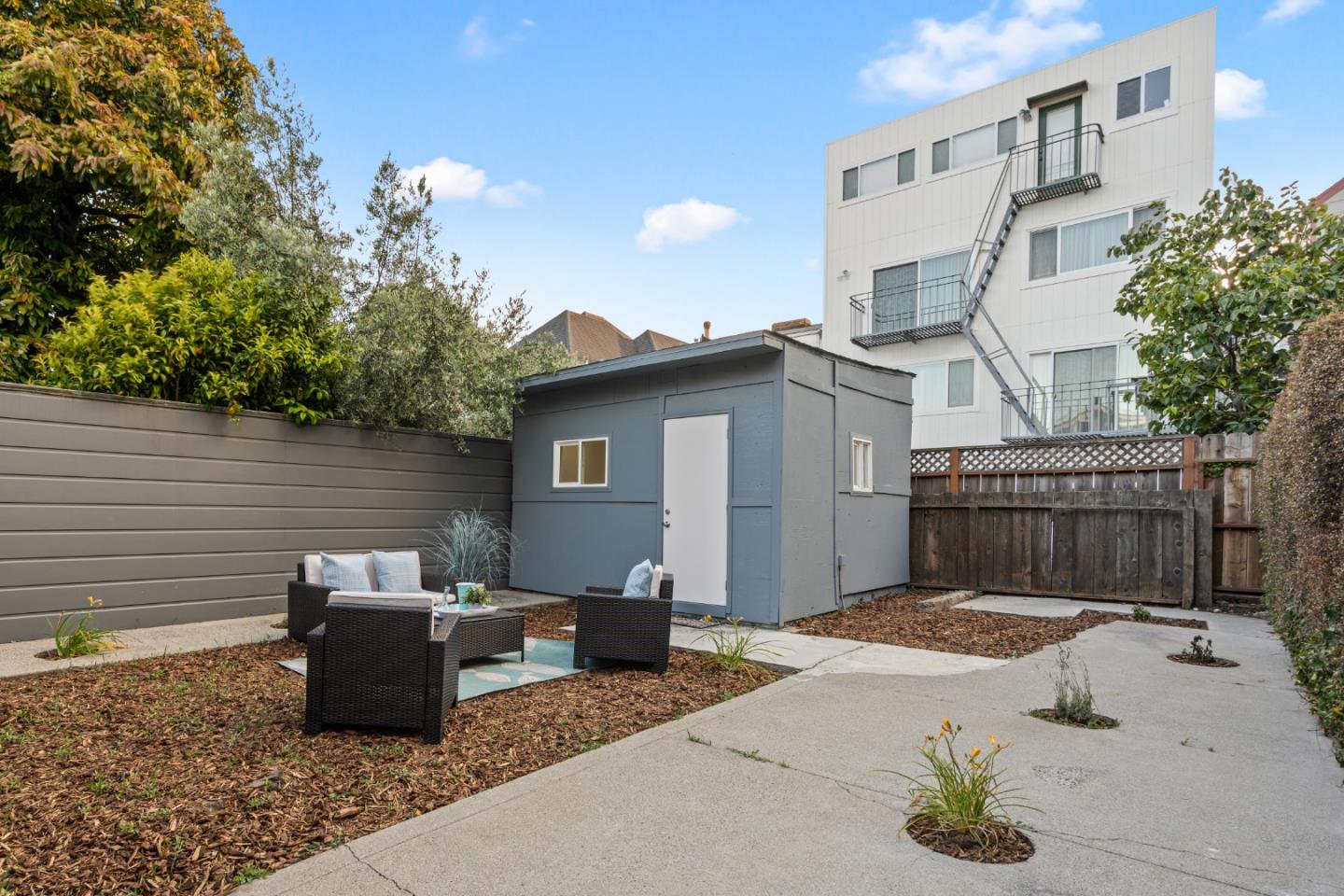 Detail Gallery Image 41 of 64 For 1338 York St, San Francisco,  CA 94110 - 3 Beds | 1 Baths