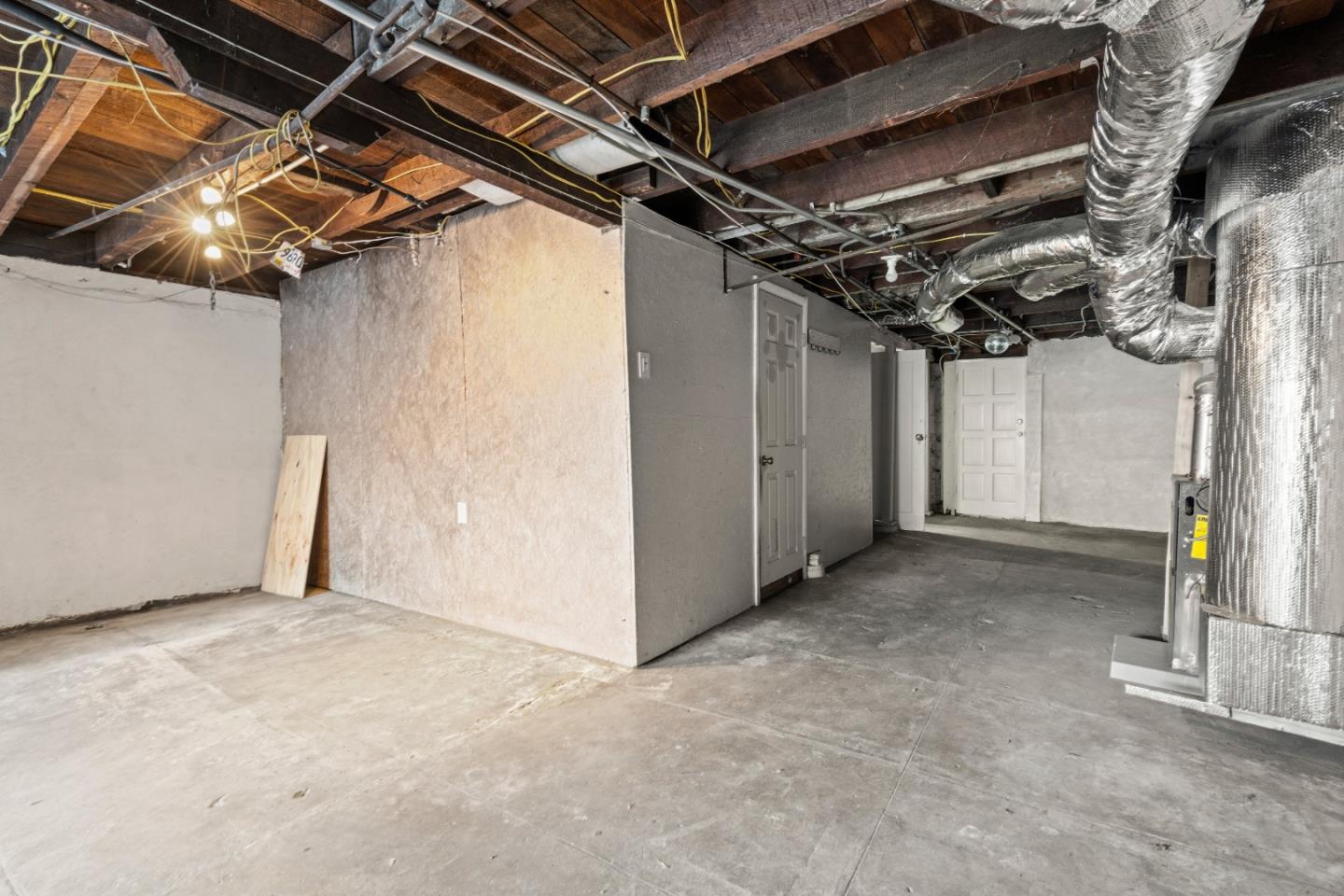 Detail Gallery Image 50 of 64 For 1338 York St, San Francisco,  CA 94110 - 3 Beds | 1 Baths