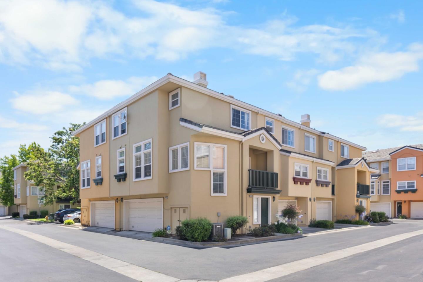 Detail Gallery Image 12 of 40 For 3454 Dayton Cmn, Fremont,  CA 94538 - 2 Beds | 2/1 Baths