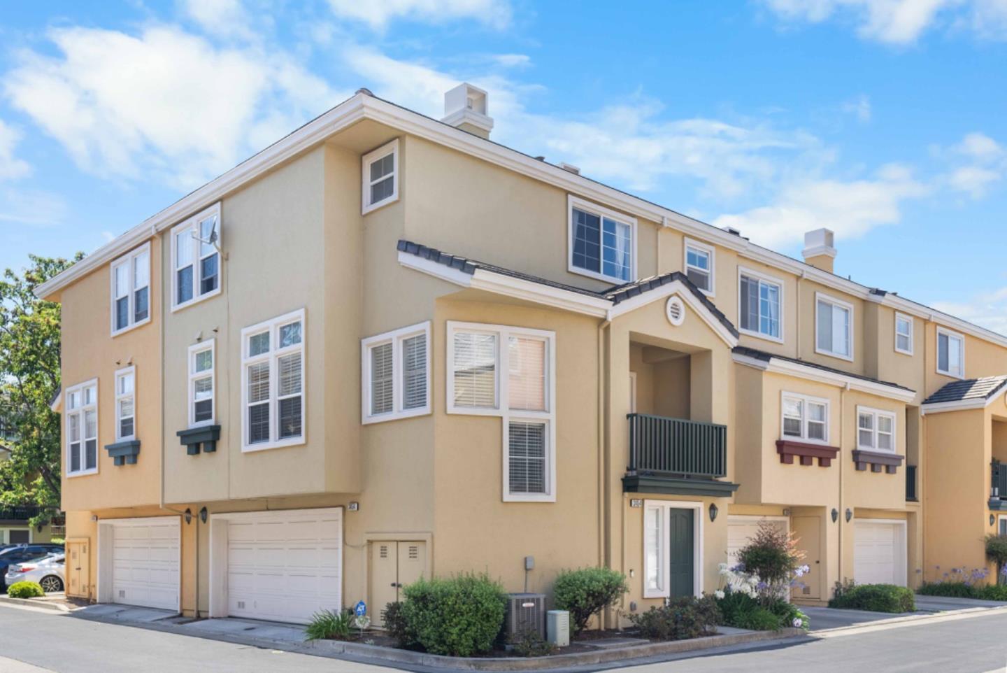 Detail Gallery Image 3 of 40 For 3454 Dayton Cmn, Fremont,  CA 94538 - 2 Beds | 2/1 Baths