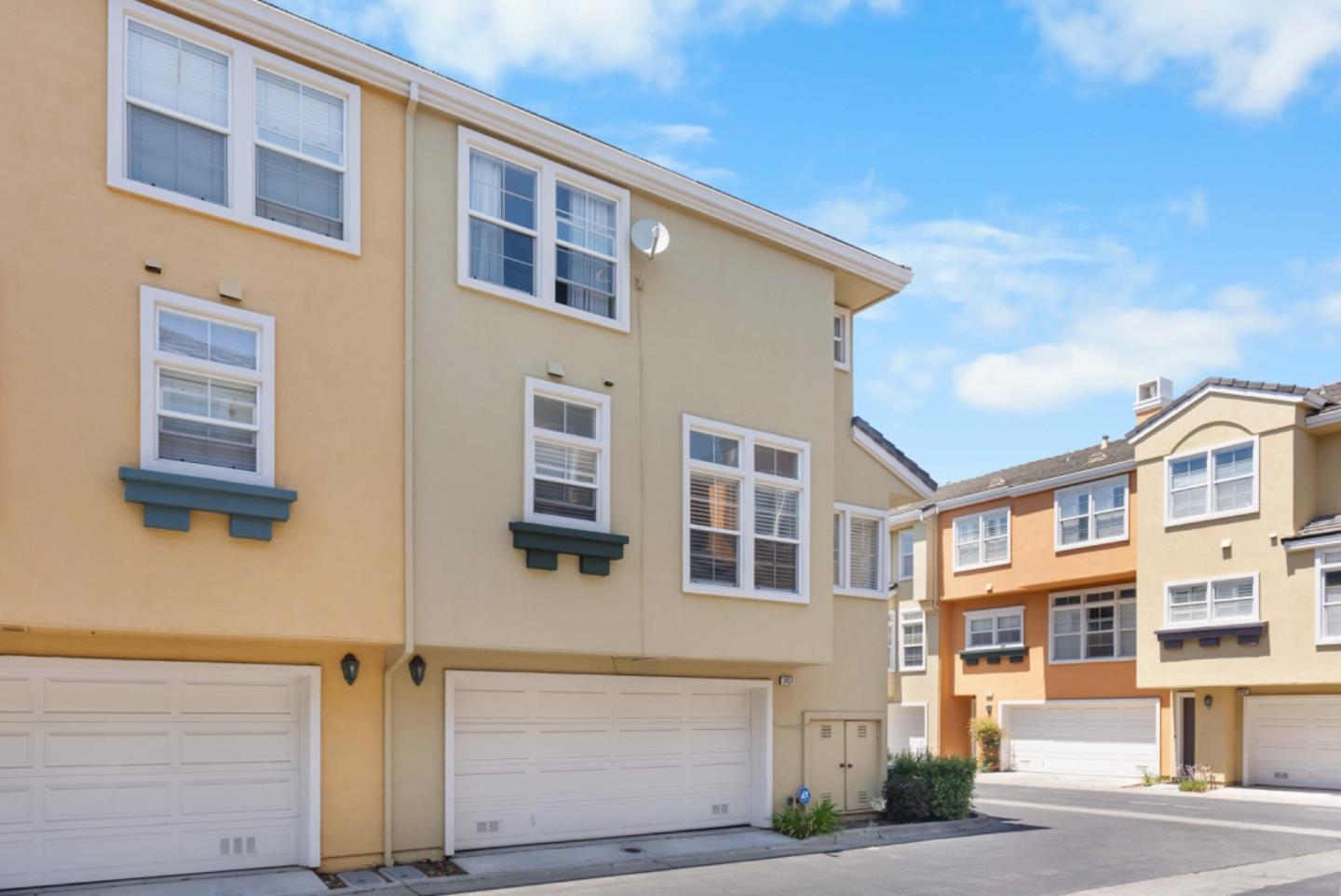 Detail Gallery Image 6 of 40 For 3454 Dayton Cmn, Fremont,  CA 94538 - 2 Beds | 2/1 Baths