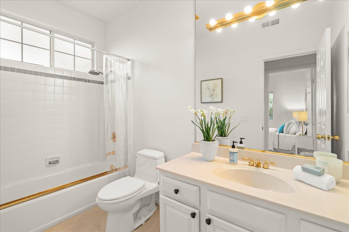 Detail Gallery Image 16 of 37 For 4173 El Camino Real #13,  Palo Alto,  CA 94306 - 3 Beds | 3 Baths