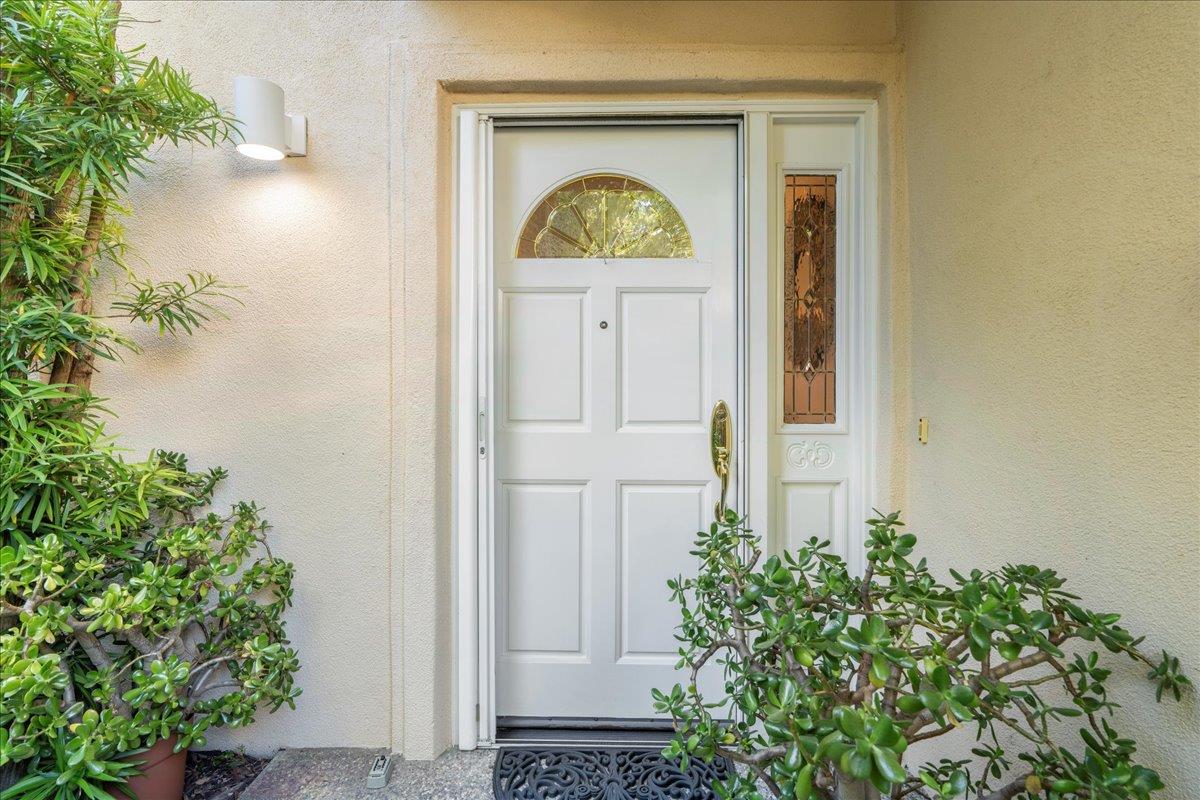 Detail Gallery Image 34 of 37 For 4173 El Camino Real #13,  Palo Alto,  CA 94306 - 3 Beds | 3 Baths