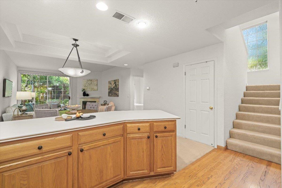 Detail Gallery Image 7 of 37 For 4173 El Camino Real #13,  Palo Alto,  CA 94306 - 3 Beds | 3 Baths
