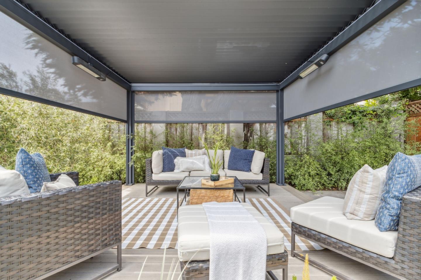 Detail Gallery Image 35 of 51 For 237 21st Ave, Santa Cruz,  CA 95062 - 3 Beds | 2 Baths