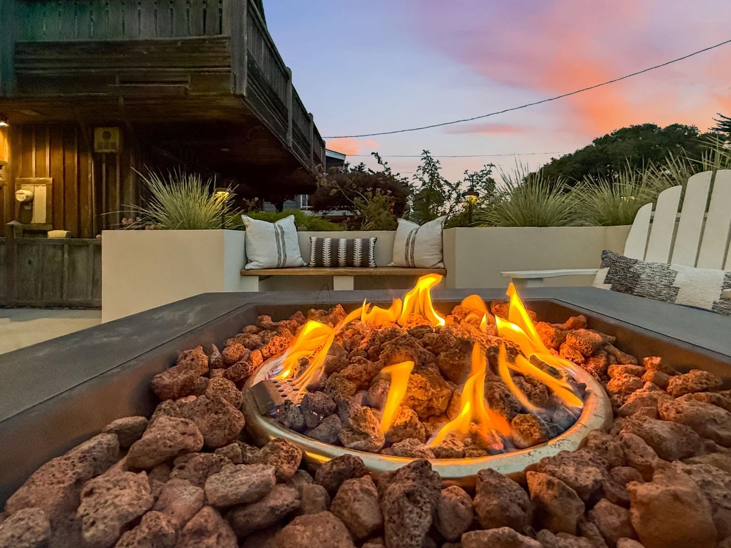 Detail Gallery Image 40 of 51 For 237 21st Ave, Santa Cruz,  CA 95062 - 3 Beds | 2 Baths