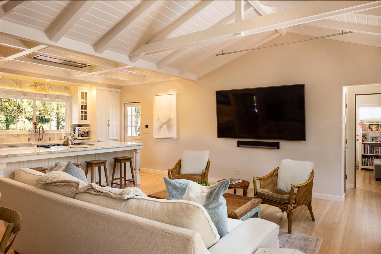 Detail Gallery Image 14 of 45 For 25524 Hatton Rd, Carmel,  CA 93923 - 5 Beds | 3 Baths