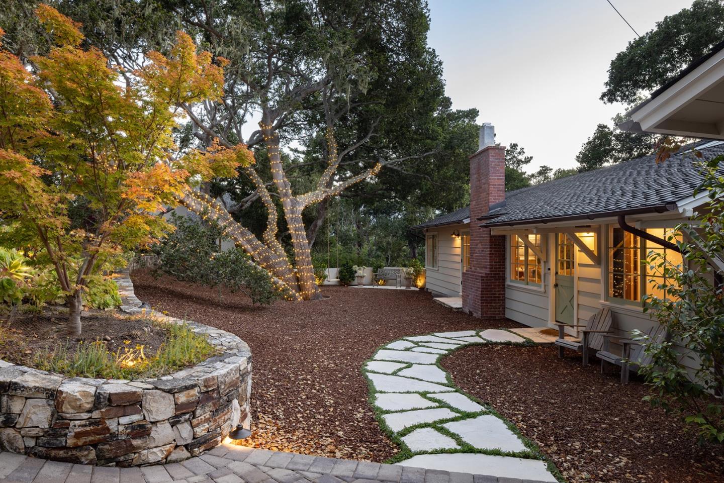 Detail Gallery Image 6 of 45 For 25524 Hatton Rd, Carmel,  CA 93923 - 5 Beds | 3 Baths
