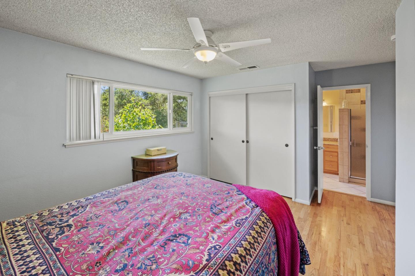 Detail Gallery Image 16 of 41 For 19060 Oak Heights Dr, Salinas,  CA 93907 - 3 Beds | 2 Baths