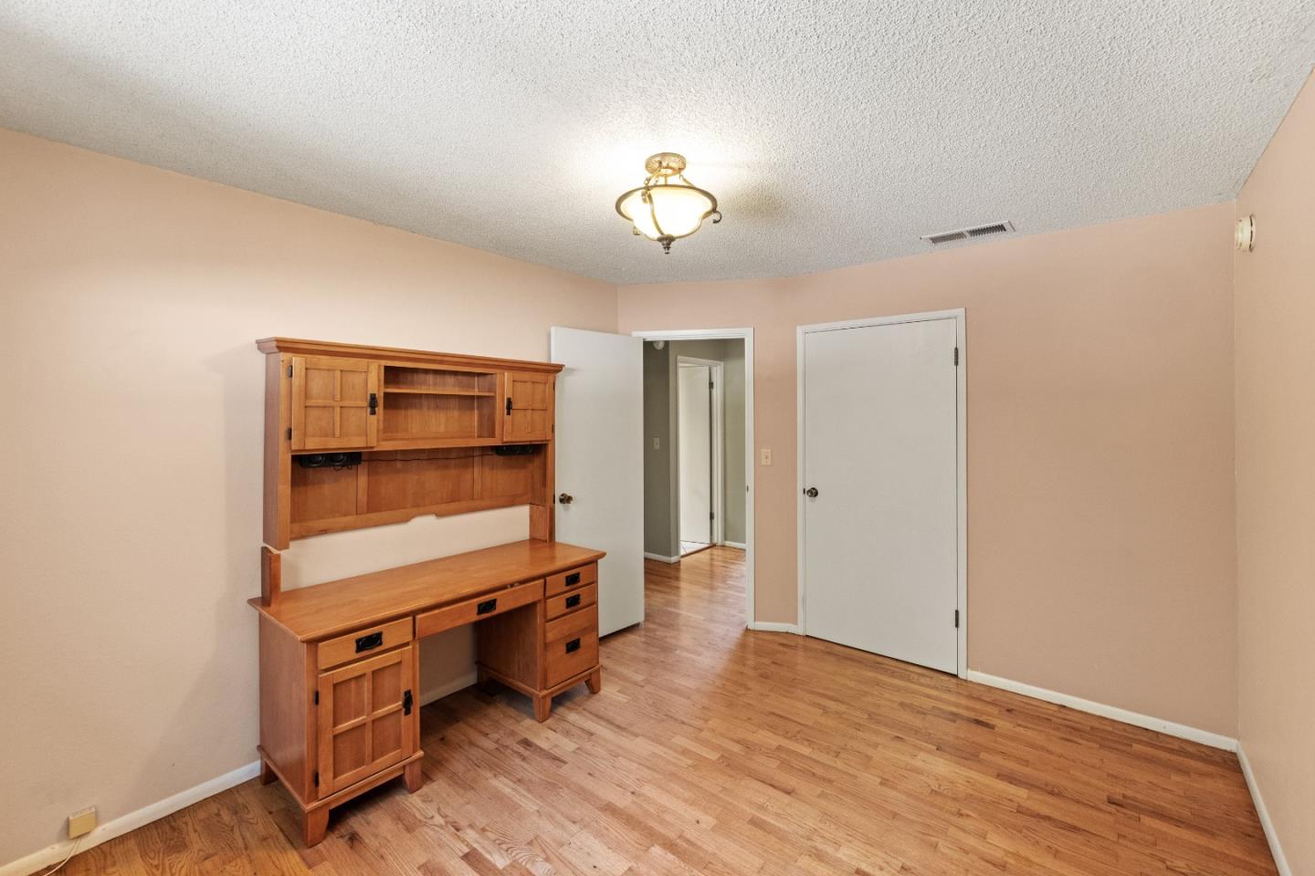 Detail Gallery Image 22 of 41 For 19060 Oak Heights Dr, Salinas,  CA 93907 - 3 Beds | 2 Baths