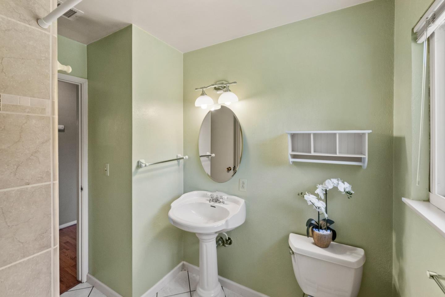 Detail Gallery Image 23 of 41 For 19060 Oak Heights Dr, Salinas,  CA 93907 - 3 Beds | 2 Baths