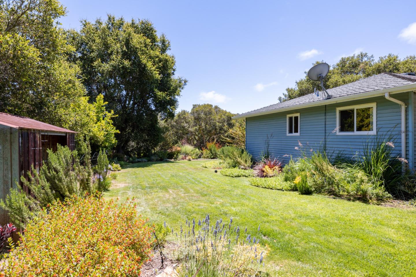 Detail Gallery Image 29 of 41 For 19060 Oak Heights Dr, Salinas,  CA 93907 - 3 Beds | 2 Baths