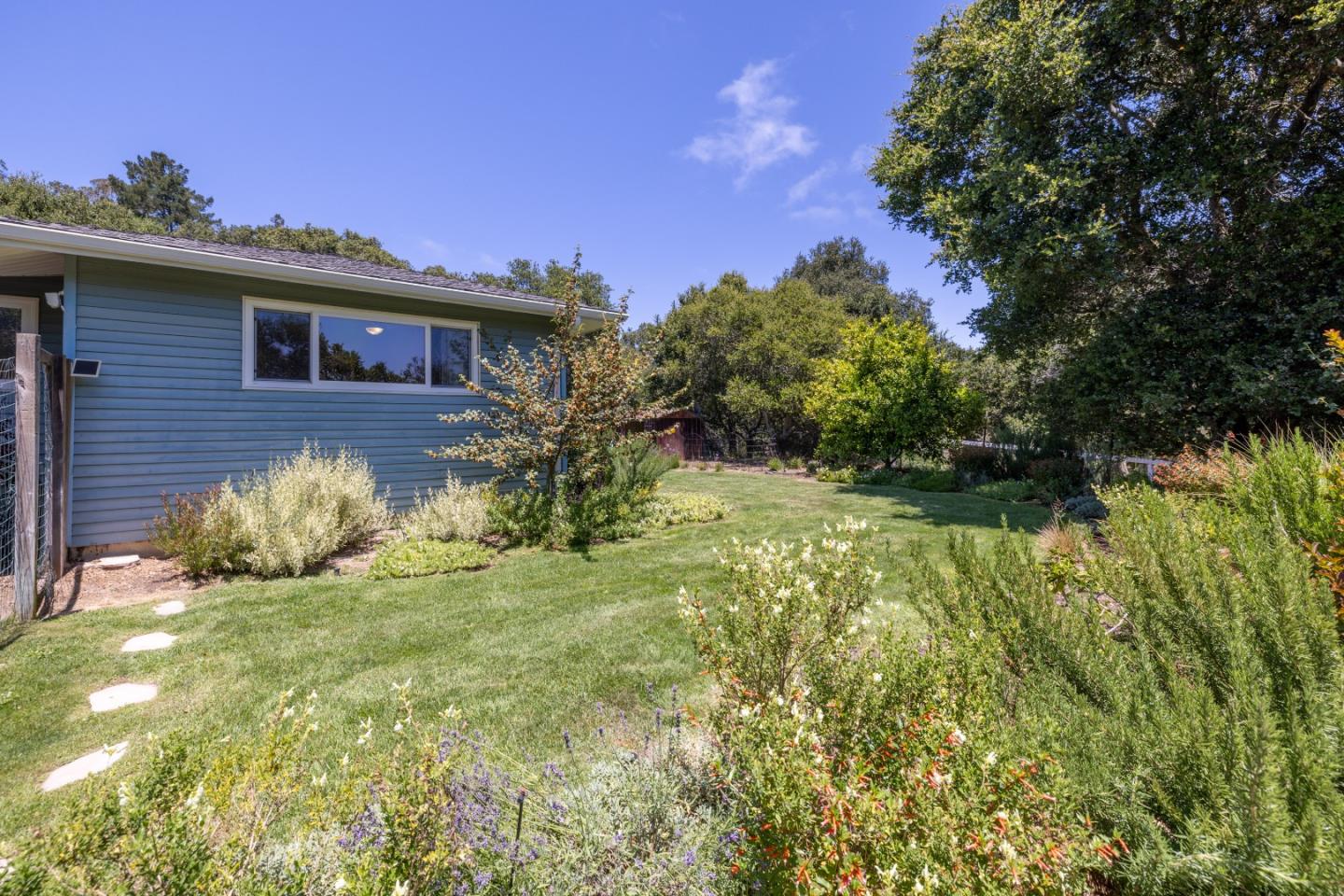 Detail Gallery Image 34 of 41 For 19060 Oak Heights Dr, Salinas,  CA 93907 - 3 Beds | 2 Baths