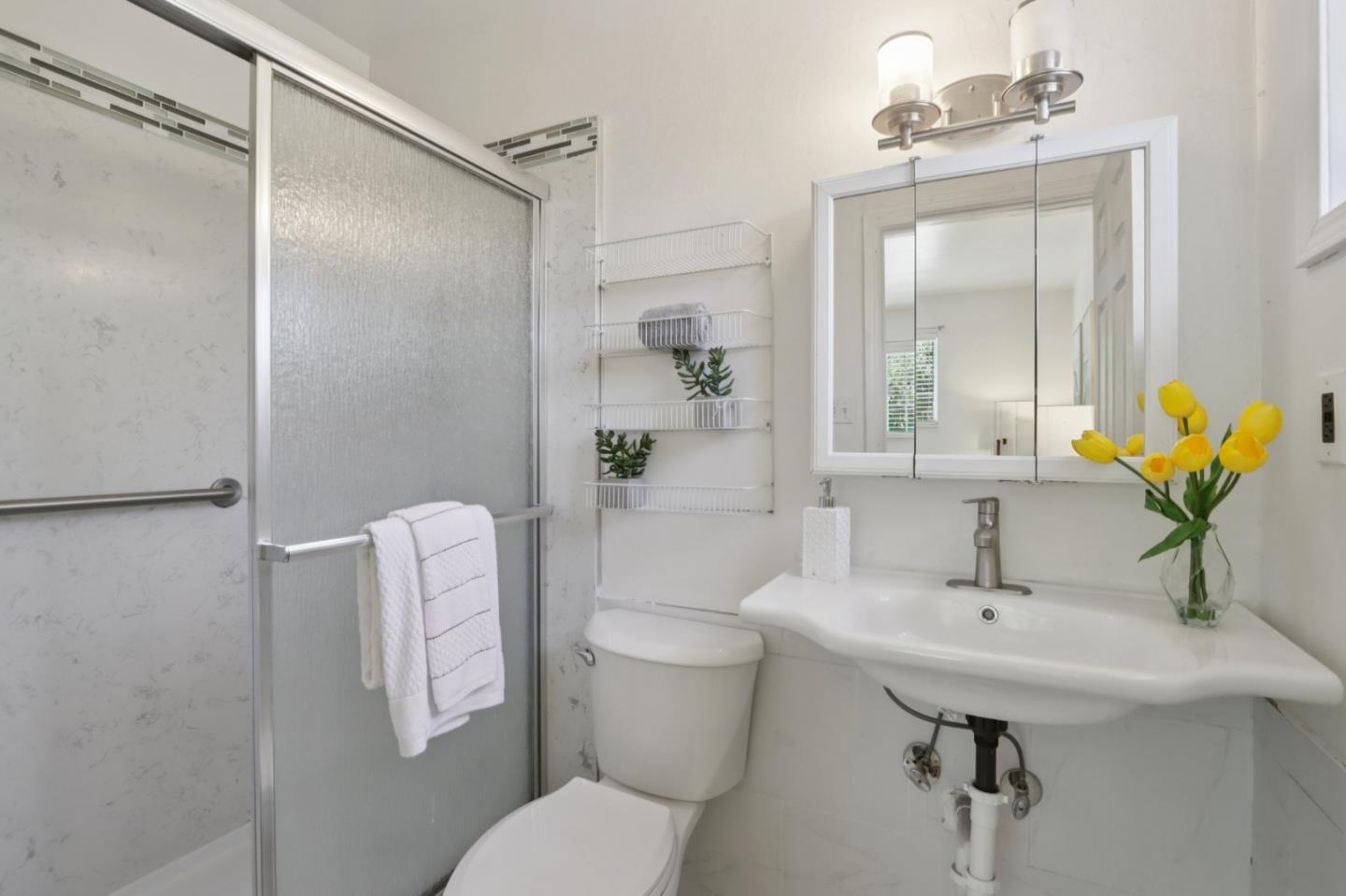 Detail Gallery Image 19 of 31 For 1672 Edsel Dr, Milpitas,  CA 95035 - 3 Beds | 2 Baths