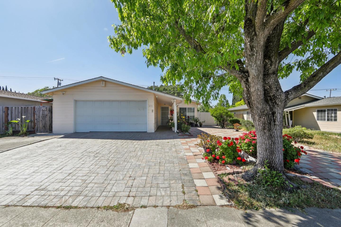 Detail Gallery Image 3 of 31 For 1672 Edsel Dr, Milpitas,  CA 95035 - 3 Beds | 2 Baths