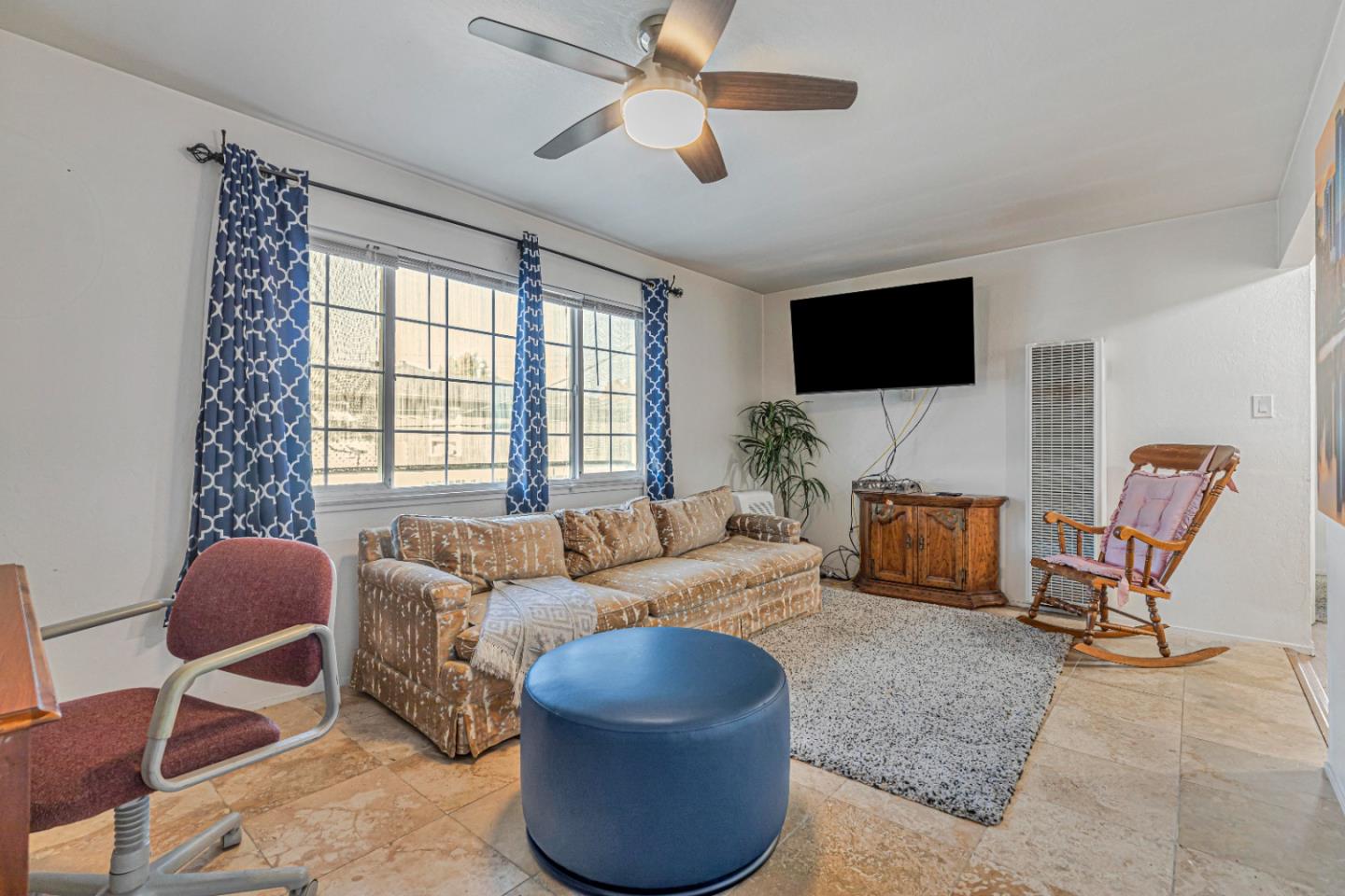 Detail Gallery Image 6 of 17 For 184 Roxbury St, Santa Clara,  CA 95050 - – Beds | – Baths