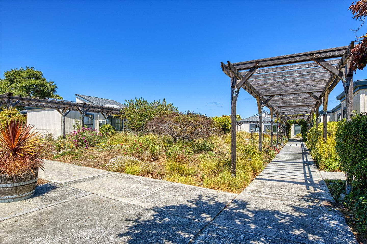 Detail Gallery Image 14 of 14 For 7th Ave, Santa Cruz,  CA 95062 - 1 Beds | 1 Baths