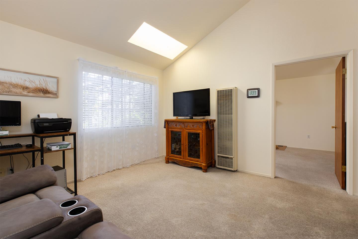 Detail Gallery Image 8 of 14 For 7th Ave, Santa Cruz,  CA 95062 - 1 Beds | 1 Baths