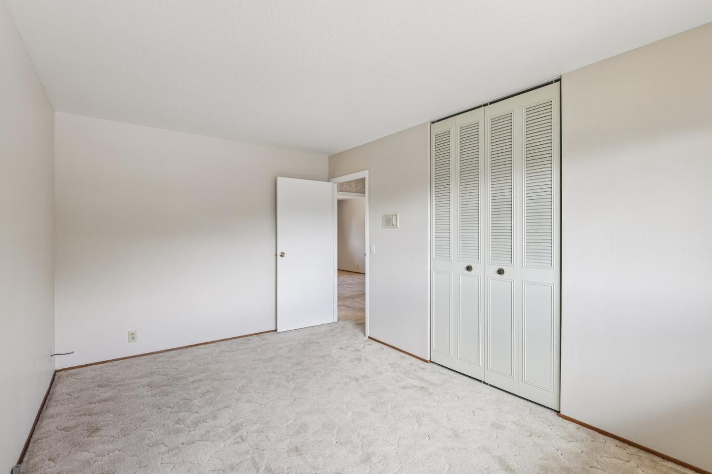 Detail Gallery Image 23 of 56 For 908 Park Pacifica Ave, Pacifica,  CA 94044 - 4 Beds | 2/1 Baths