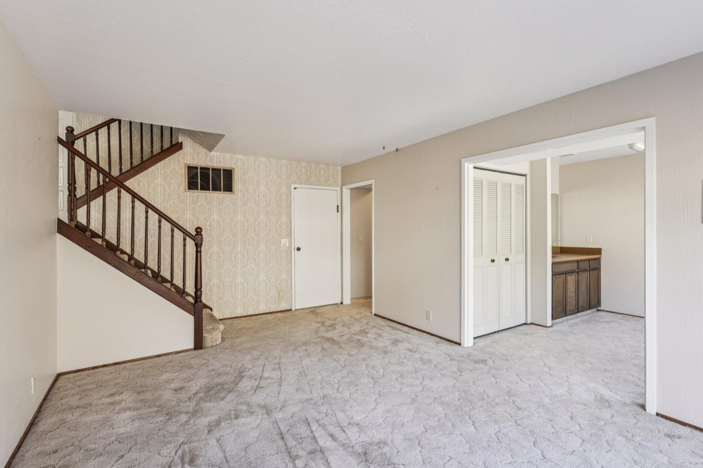 Detail Gallery Image 30 of 56 For 908 Park Pacifica Ave, Pacifica,  CA 94044 - 4 Beds | 2/1 Baths