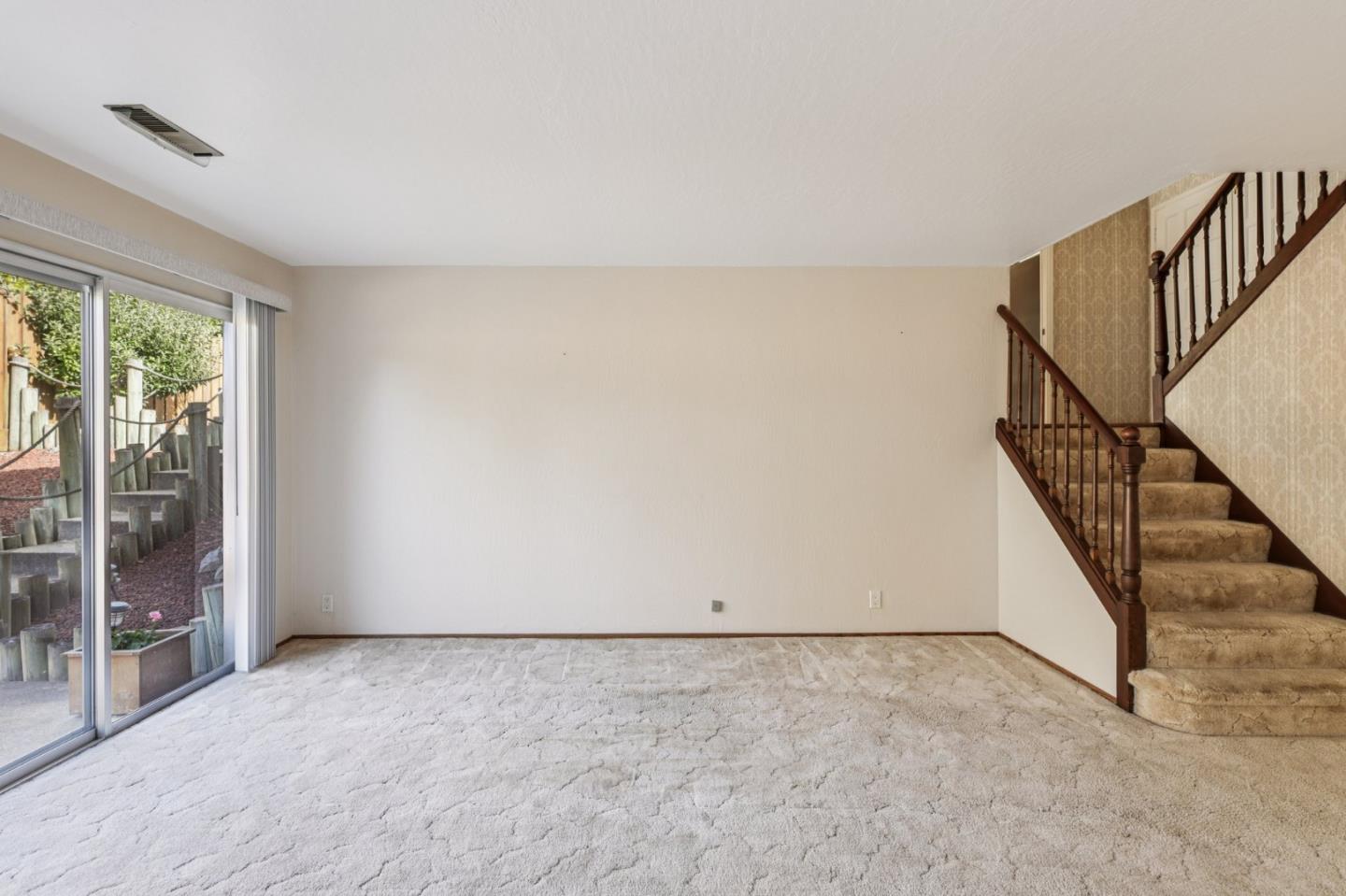Detail Gallery Image 31 of 56 For 908 Park Pacifica Ave, Pacifica,  CA 94044 - 4 Beds | 2/1 Baths