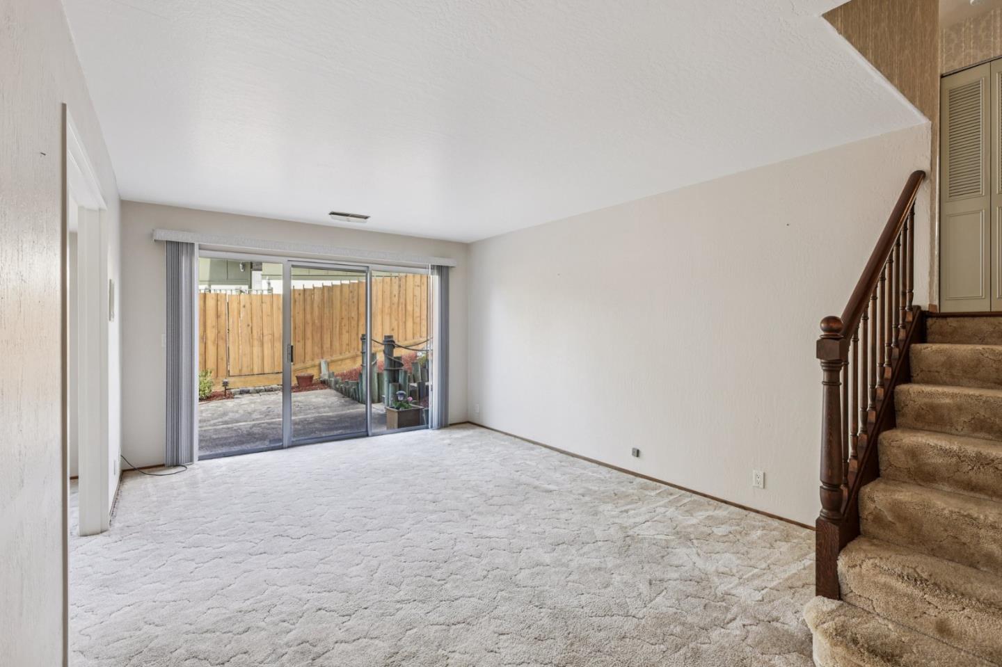 Detail Gallery Image 32 of 56 For 908 Park Pacifica Ave, Pacifica,  CA 94044 - 4 Beds | 2/1 Baths
