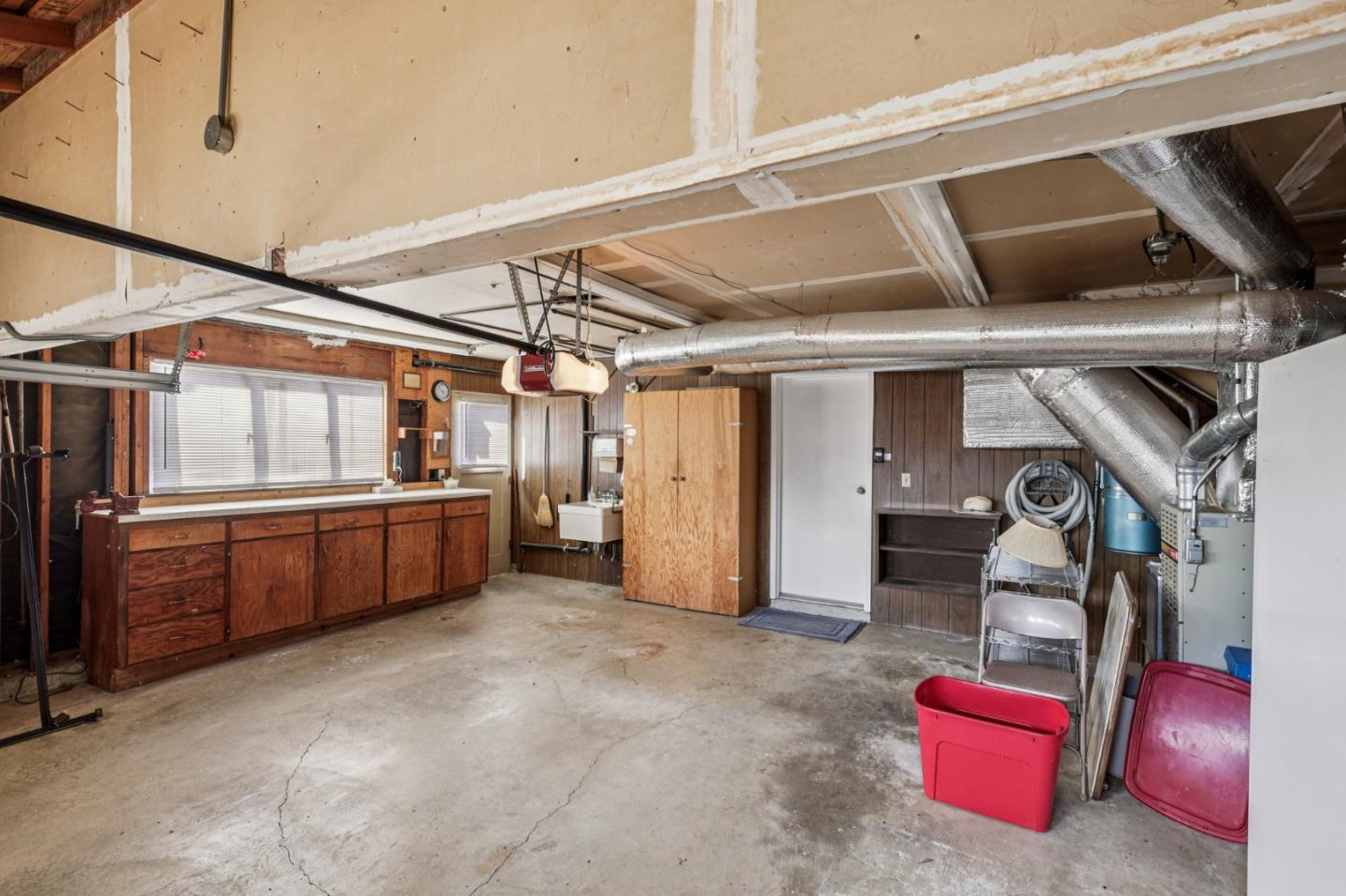 Detail Gallery Image 37 of 56 For 908 Park Pacifica Ave, Pacifica,  CA 94044 - 4 Beds | 2/1 Baths