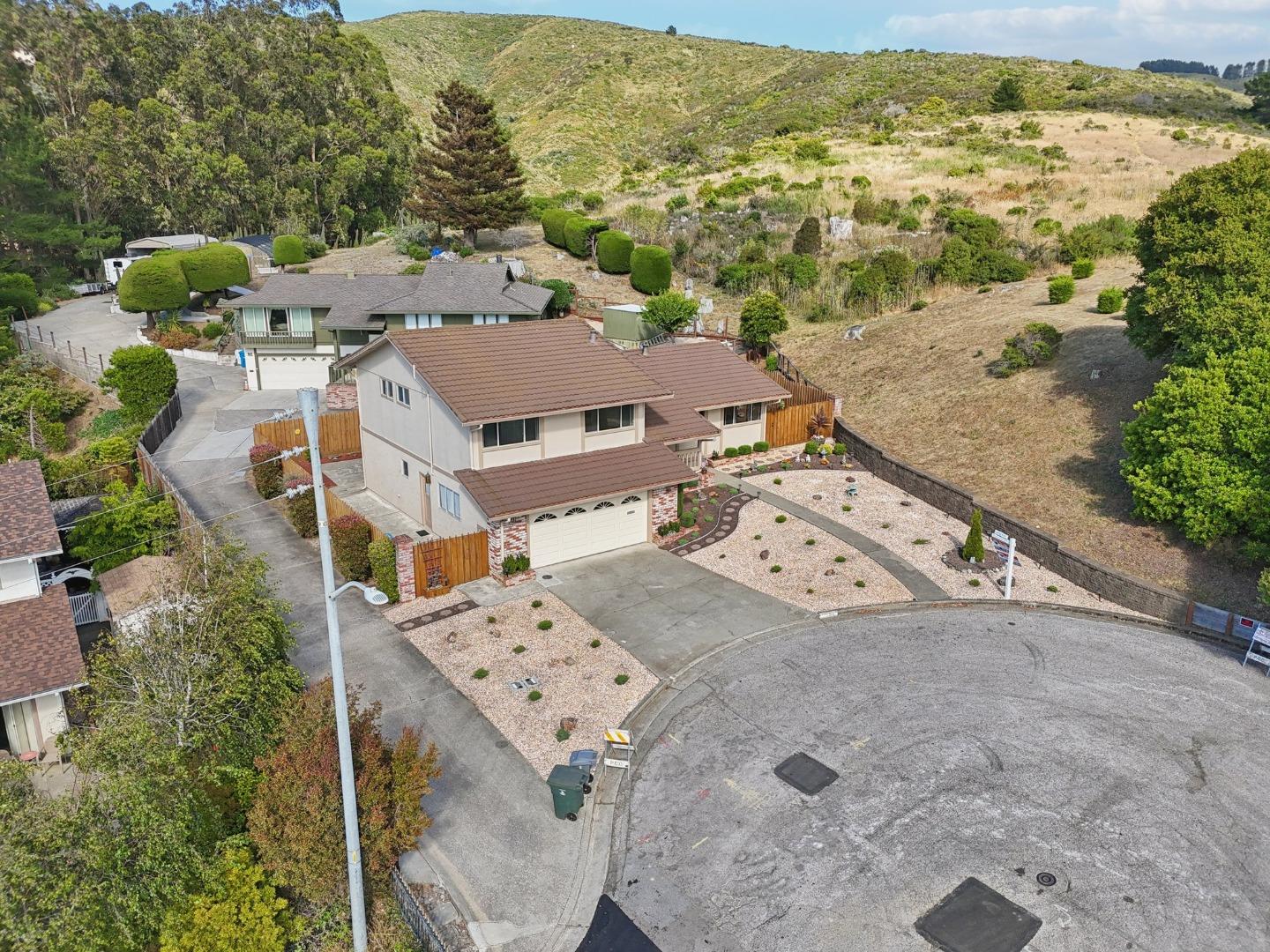 Detail Gallery Image 45 of 56 For 908 Park Pacifica Ave, Pacifica,  CA 94044 - 4 Beds | 2/1 Baths