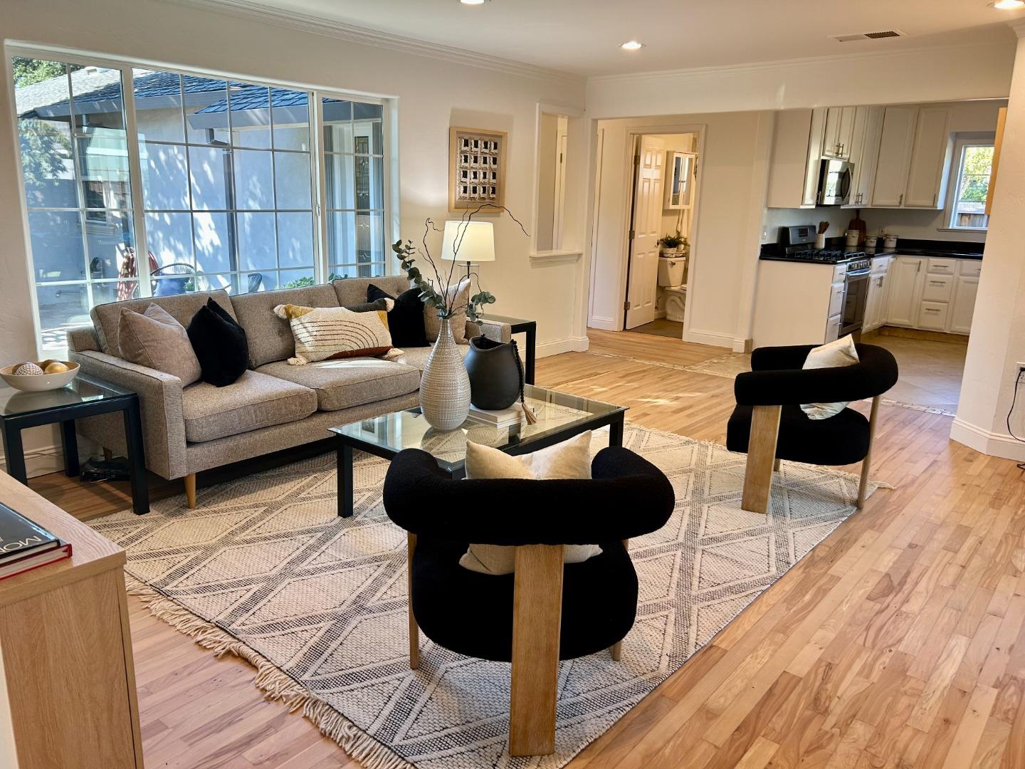Detail Gallery Image 12 of 43 For 120 El Toro Ct, Morgan Hill,  CA 95037 - 3 Beds | 2 Baths