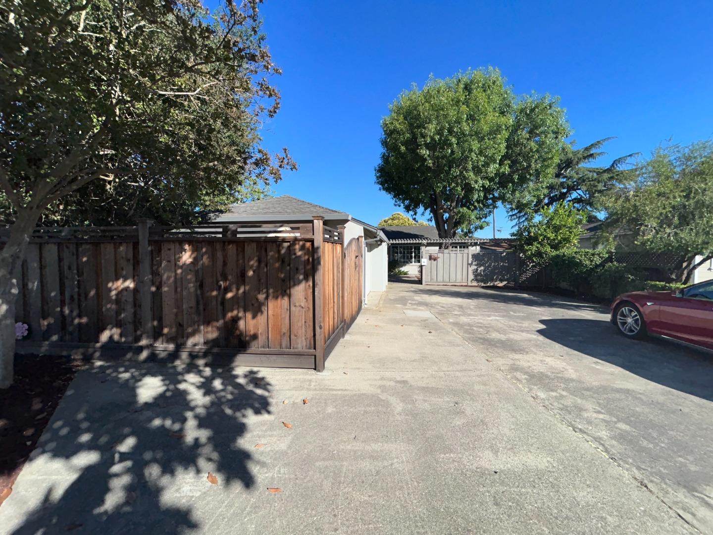 Detail Gallery Image 3 of 43 For 120 El Toro Ct, Morgan Hill,  CA 95037 - 3 Beds | 2 Baths