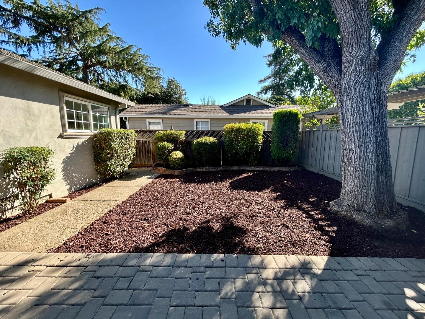 Detail Gallery Image 5 of 43 For 120 El Toro Ct, Morgan Hill,  CA 95037 - 3 Beds | 2 Baths
