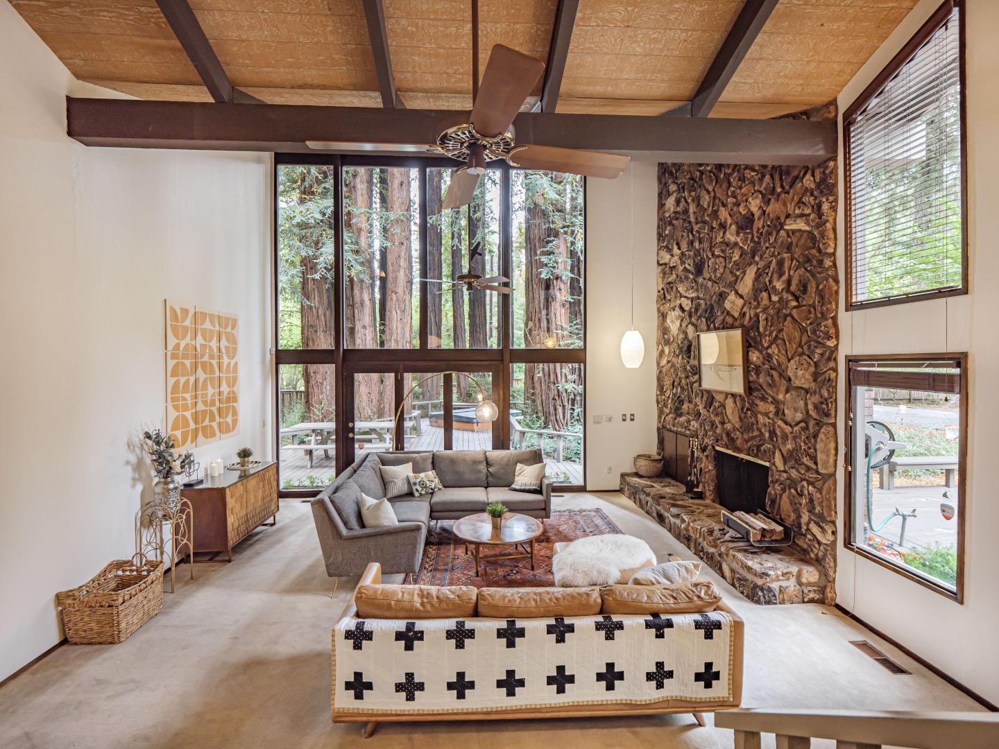 Detail Gallery Image 14 of 52 For 251 Sunnycroft Rd, Ben Lomond,  CA 95005 - 3 Beds | 2/1 Baths