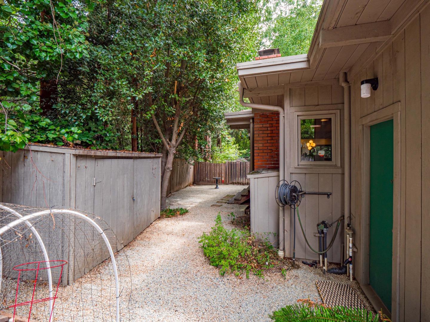 Detail Gallery Image 48 of 52 For 251 Sunnycroft Rd, Ben Lomond,  CA 95005 - 3 Beds | 2/1 Baths