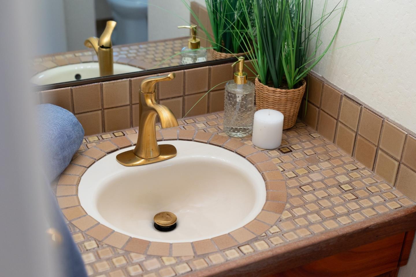 Detail Gallery Image 33 of 40 For 77 Pasatiempo Dr, Santa Cruz,  CA 95060 - 5 Beds | 4 Baths