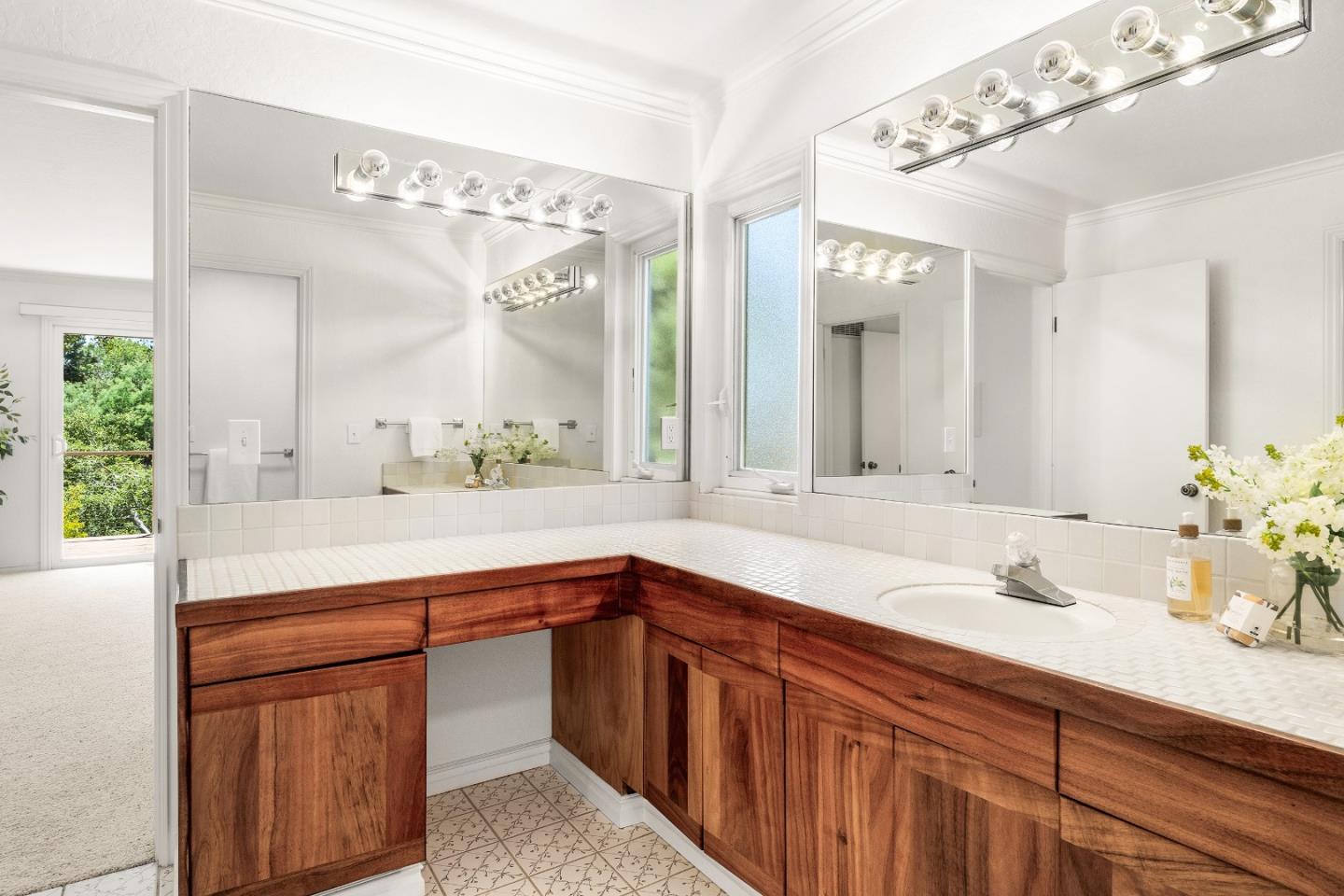 Detail Gallery Image 36 of 40 For 77 Pasatiempo Dr, Santa Cruz,  CA 95060 - 5 Beds | 4 Baths