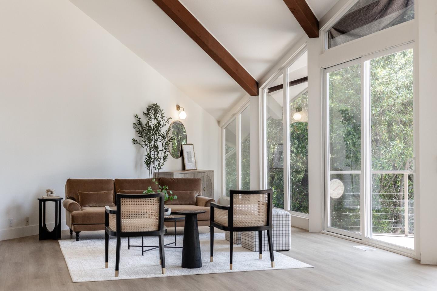 Detail Gallery Image 4 of 40 For 77 Pasatiempo Dr, Santa Cruz,  CA 95060 - 5 Beds | 4 Baths