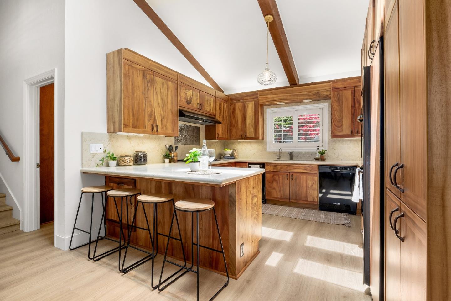 Detail Gallery Image 6 of 40 For 77 Pasatiempo Dr, Santa Cruz,  CA 95060 - 5 Beds | 4 Baths