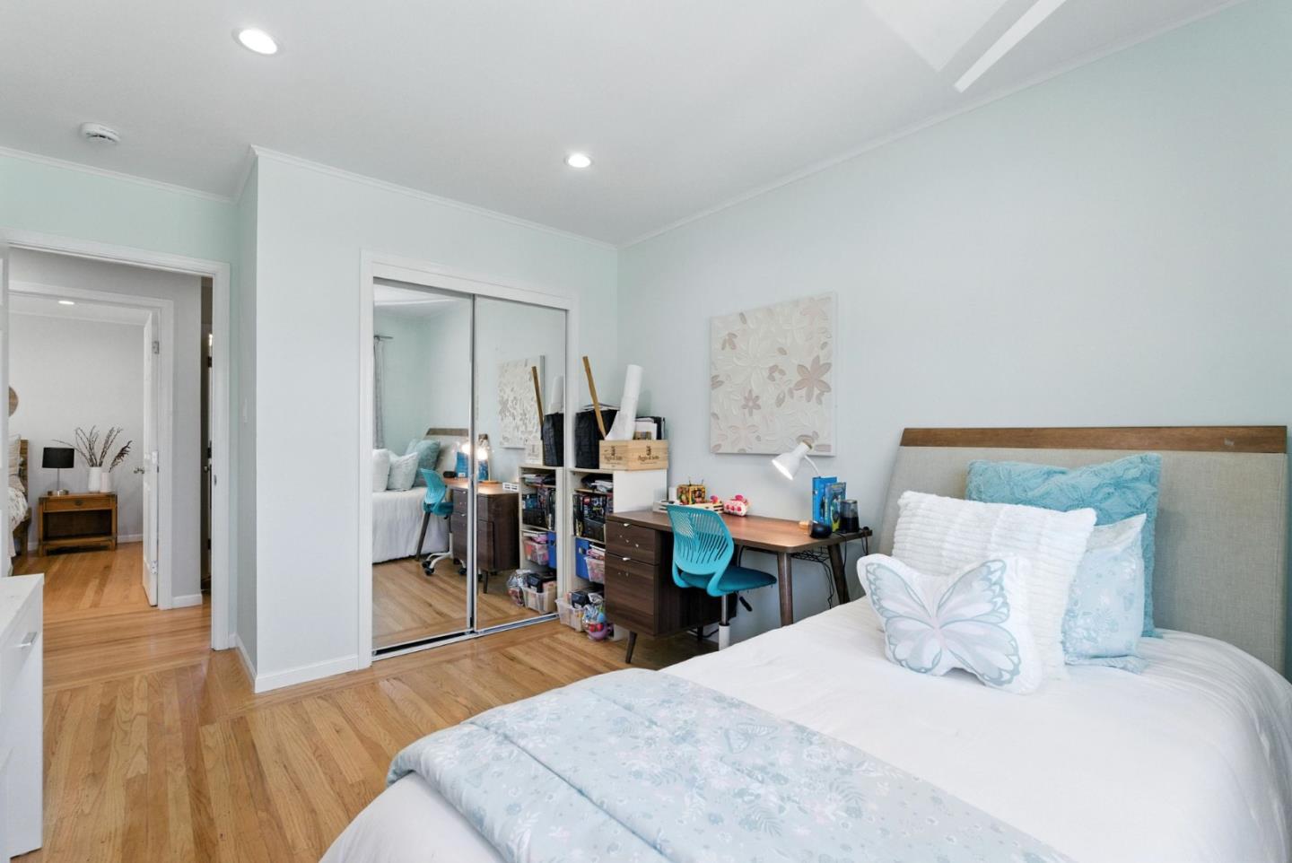 Detail Gallery Image 20 of 42 For 583 Hawthorne Ave, San Bruno,  CA 94066 - 3 Beds | 2 Baths